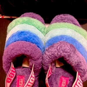 UGG SIZE 5. Great condition. Like new.